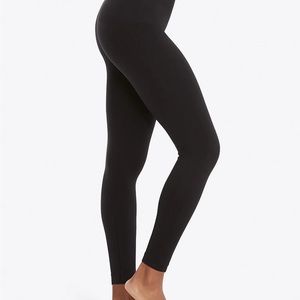 Spanx look at me now leggings. Brand new with tags. Size M. Very black